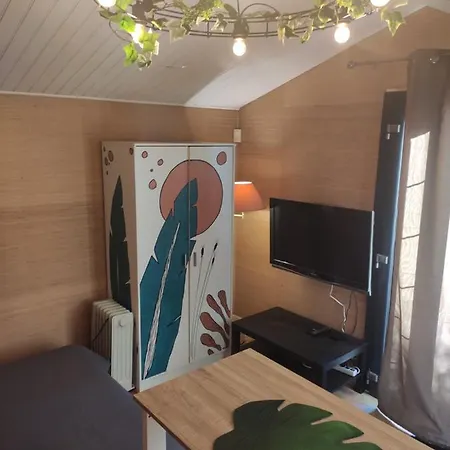 Ravissante Suite Climatisee Avec Parking Prive *